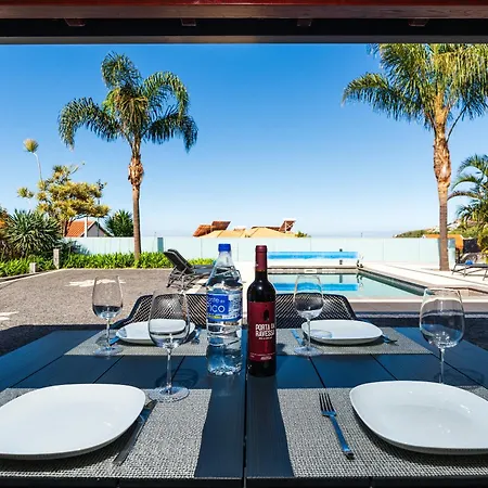 Casa Mariana By Rent2u, Lda בית נופש