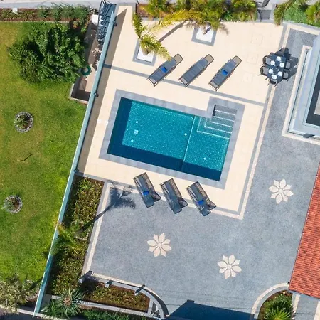 Casa Mariana By Rent2u, Lda בית נופש *