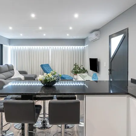 Casa Mariana By Rent2u, Lda בית נופש ארקו דה קלחטה