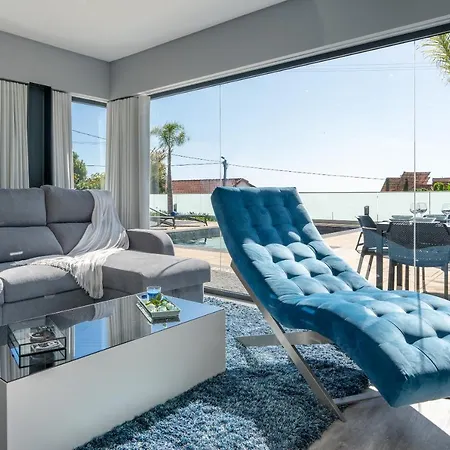 Casa Mariana By Rent2u, Lda