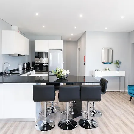 Casa Mariana By Rent2u, Lda בית נופש ארקו דה קלחטה