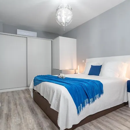 Casa Mariana By Rent2u, Lda ארקו דה קלחטה