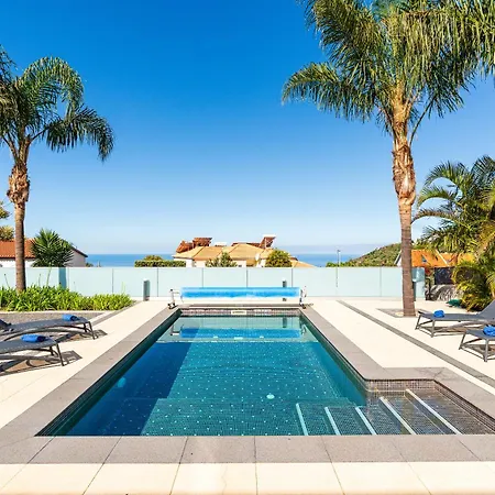 Сasa de vacaciones Casa Mariana By Rent2u, Lda *